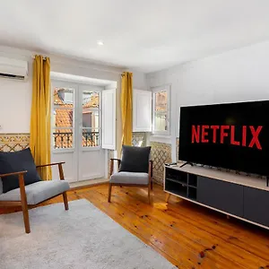 https://whome-charming-and-historical-apartment-in-santa-justa.hotels-lisbon-portugal.com